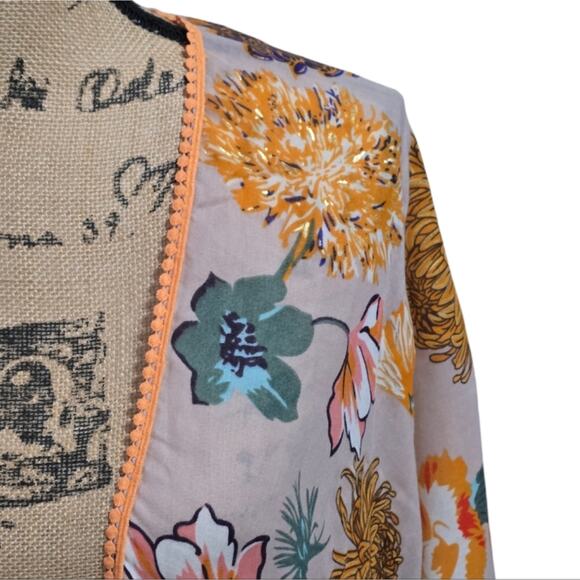 Woven Hearts Floral Gold Crocheted Fringe Kimono Plus Size 1X New - Picture 5 of 9